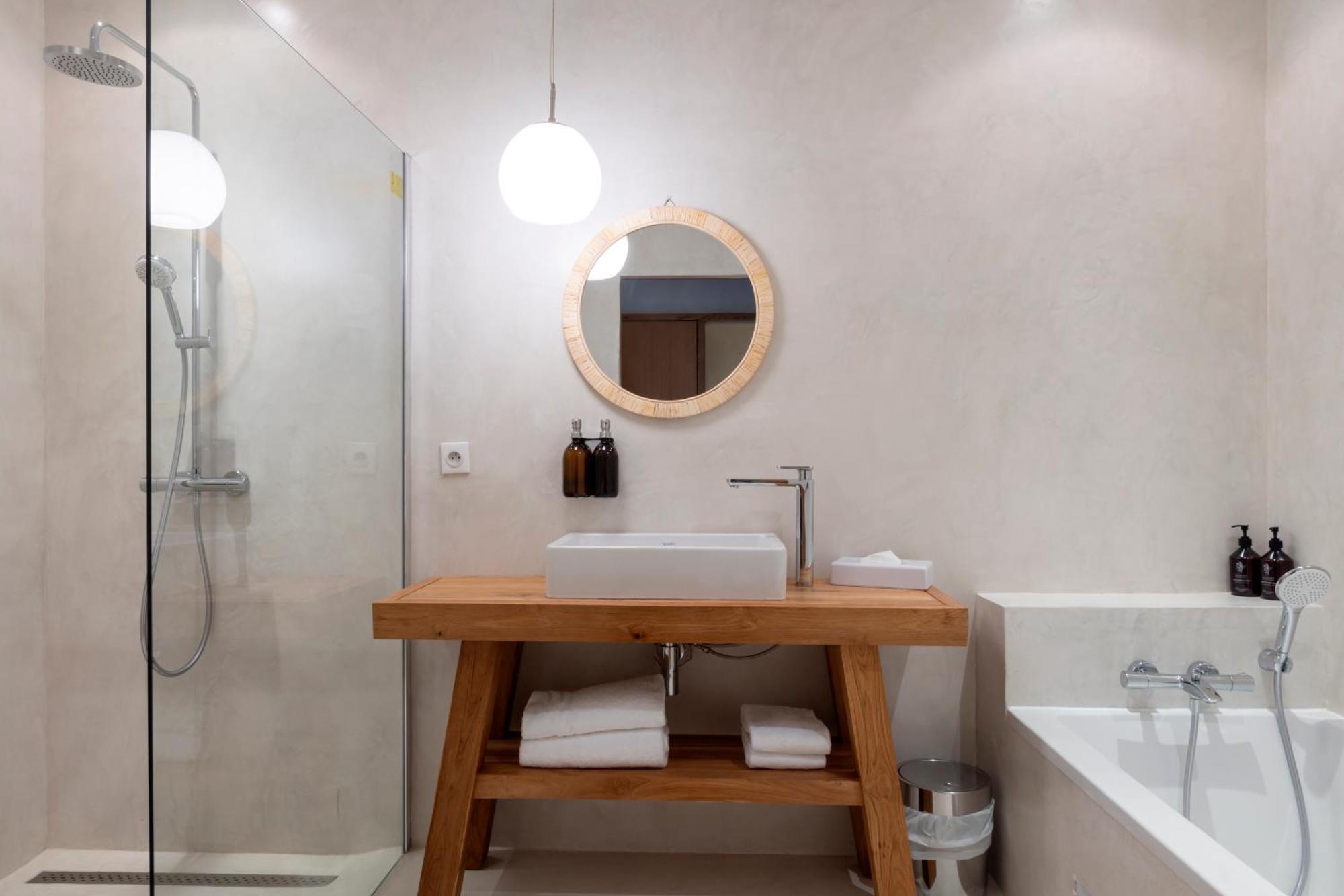 Hotel Latine Lama